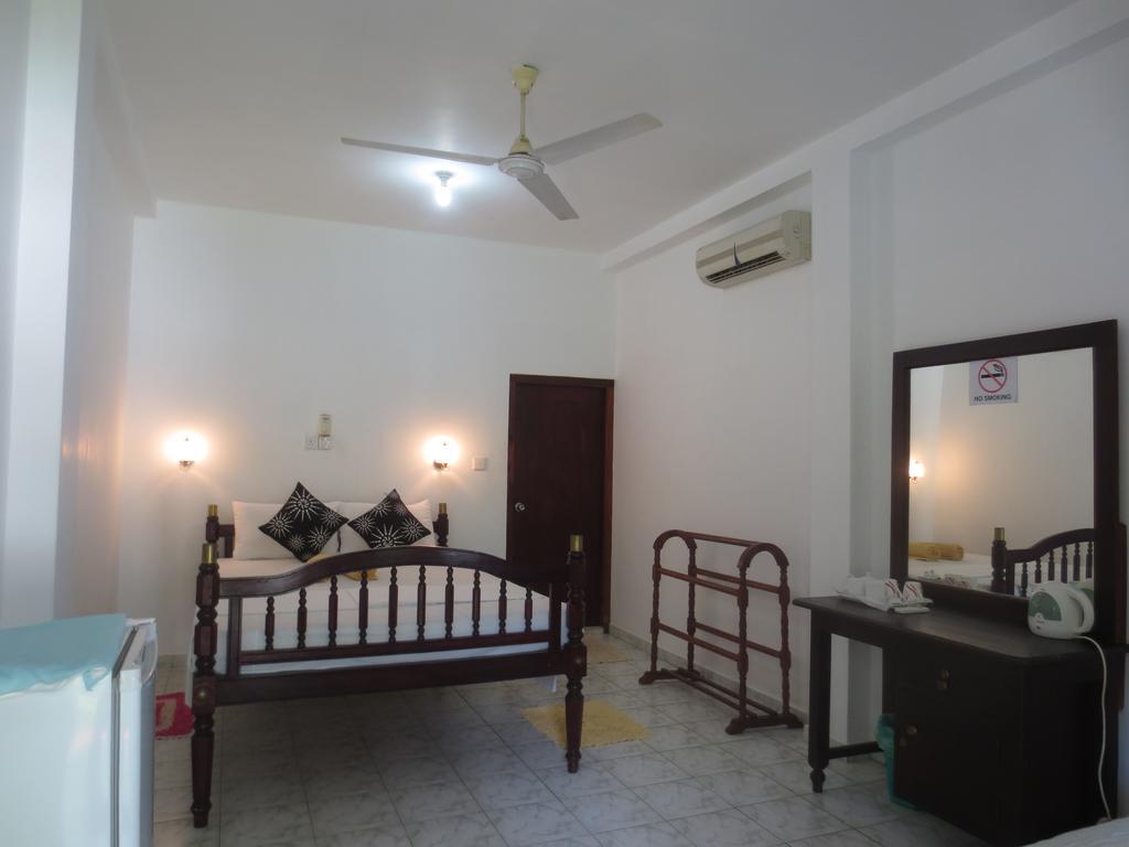 Jungle Holiday Home Хикадува Екстериор снимка