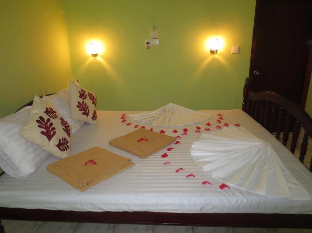 Jungle Holiday Home Хикадува Екстериор снимка