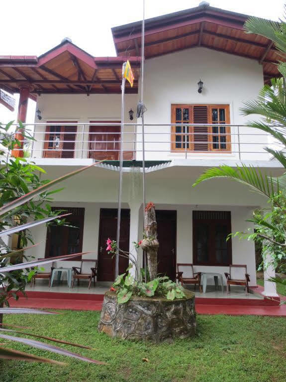 Jungle Holiday Home Хикадува Екстериор снимка