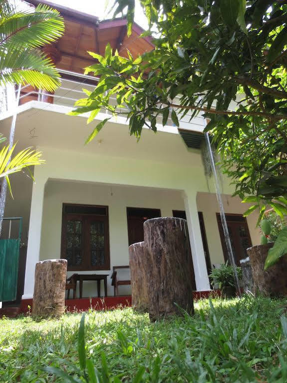 Jungle Holiday Home Хикадува Екстериор снимка