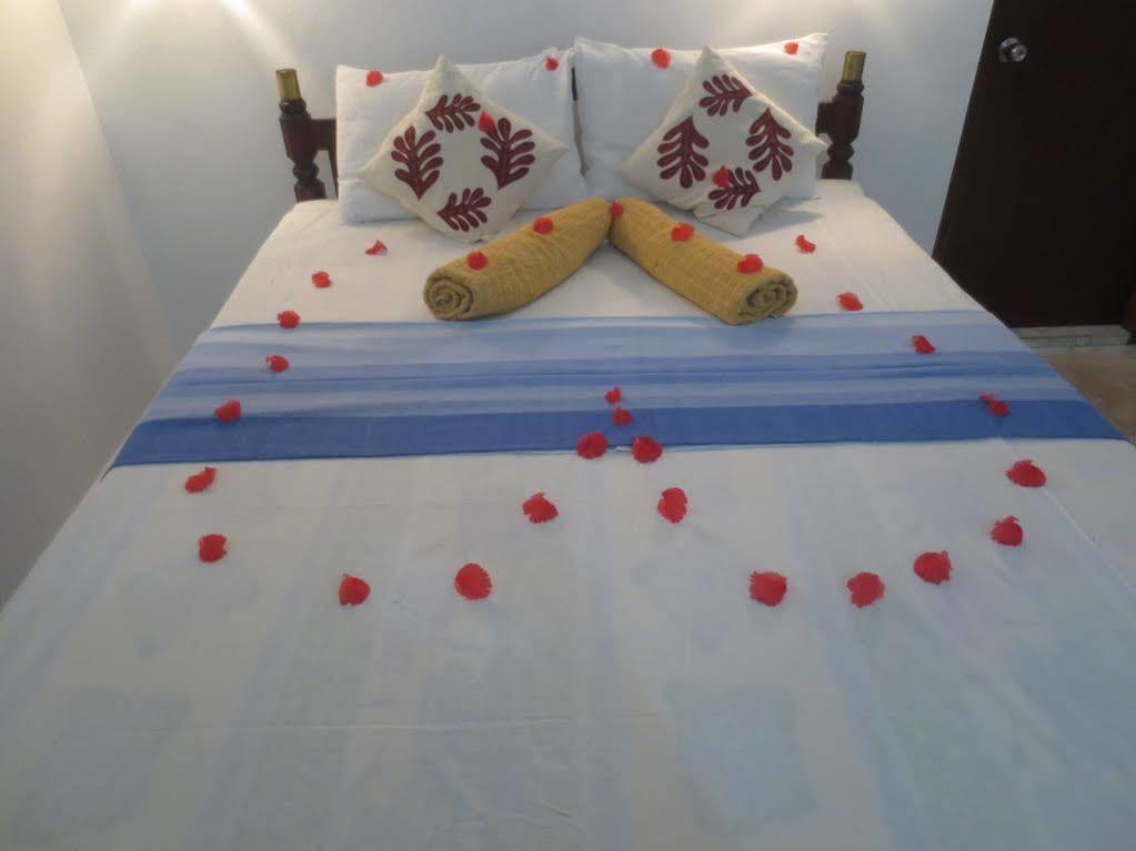 Jungle Holiday Home Хикадува Екстериор снимка